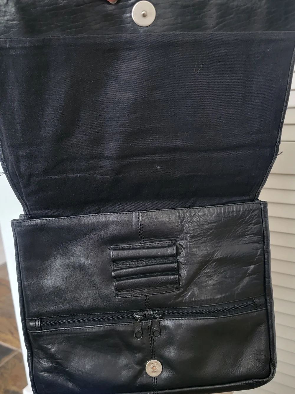 Wilsons Leather sleek black